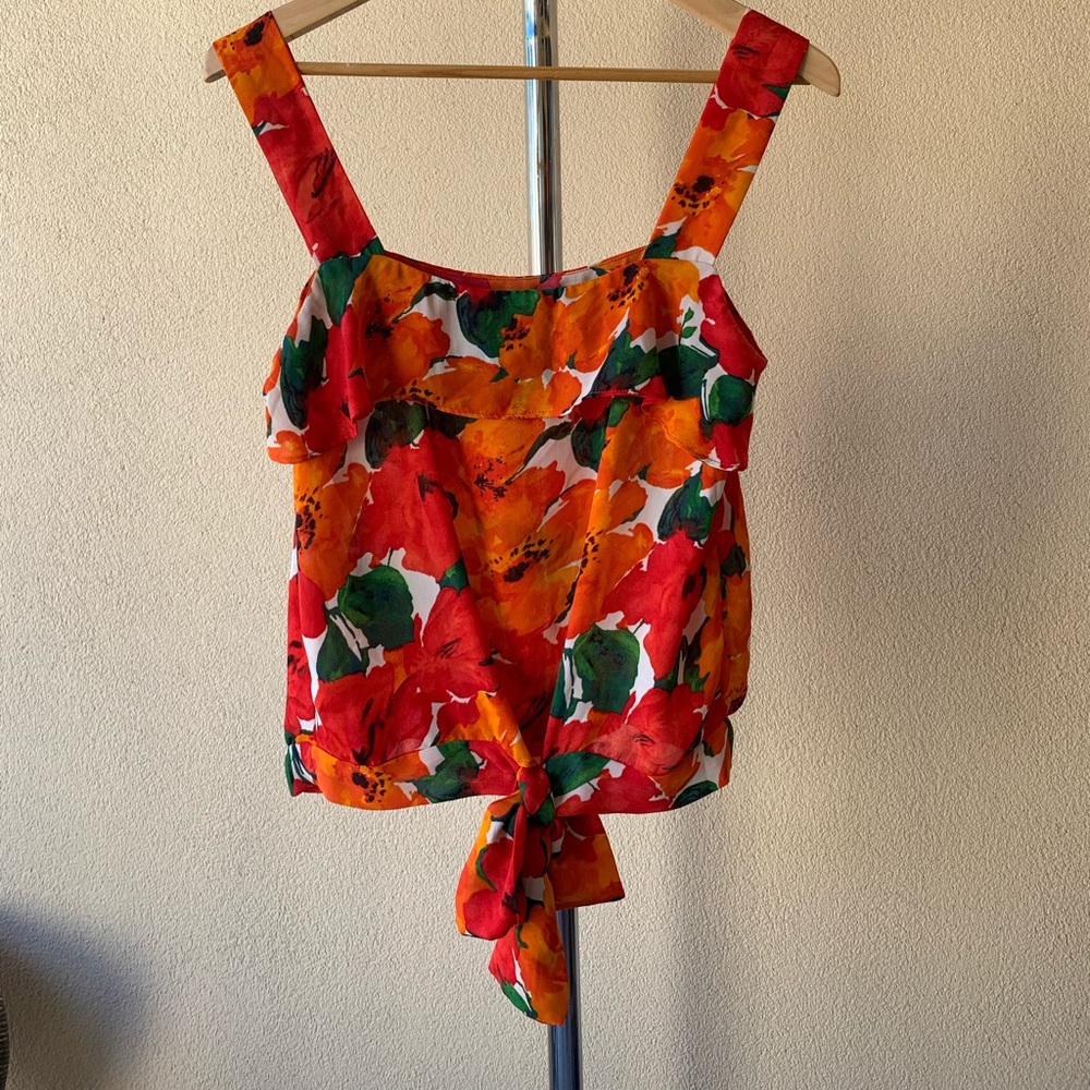 Zara Basic flower pattern top with front knot Sz S